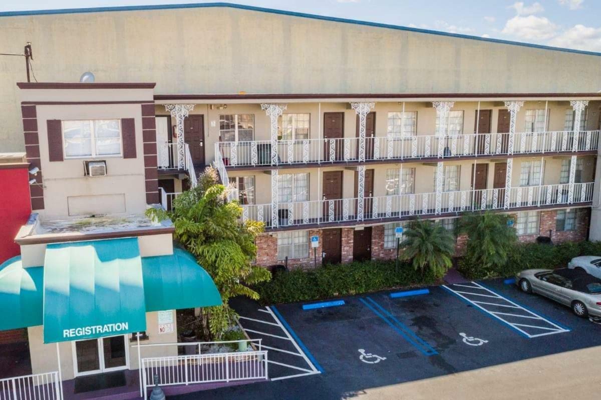 Executive Economy Lodge Pompano Beach Exterior foto